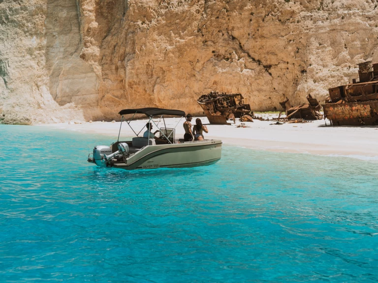 silver yachts  5.55 jednotlivci a charterové společnosti v Zakynthos 