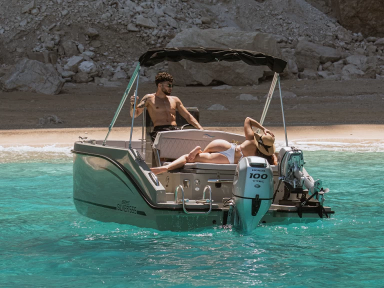 Pronájem jachty v Zakynthos  -silver yachts  5.55 na Samboatu