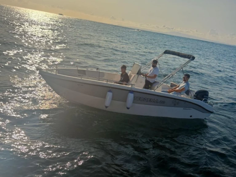 Salento marine Elitè 17 jednotlivci a charterové společnosti v Sorrento