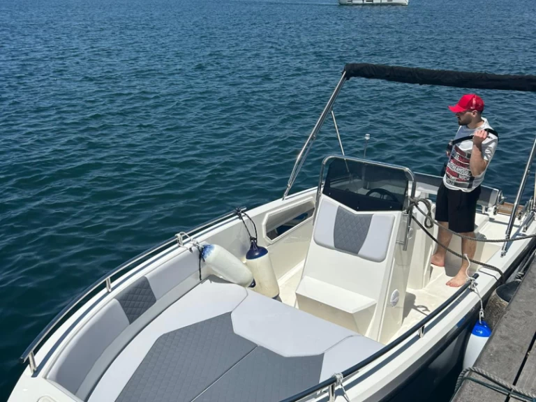 Pronajmout si Salento marine Elitè 17 v Sorrento