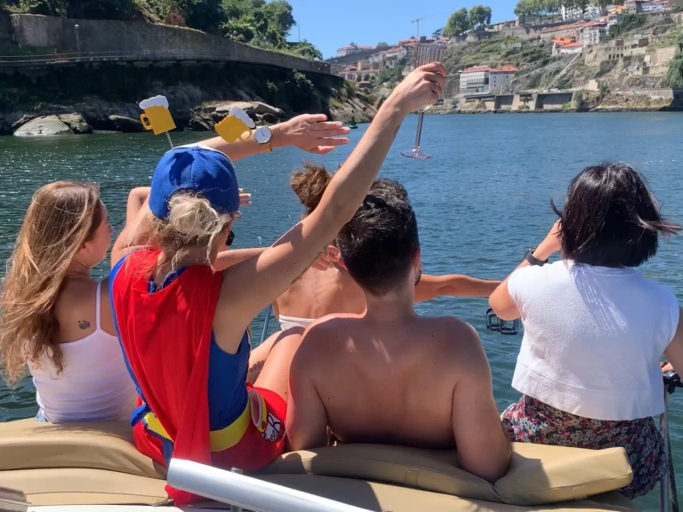 Pronájem jachty v Porto -Bayliner Bayliner 2455 Ciera na Samboatu