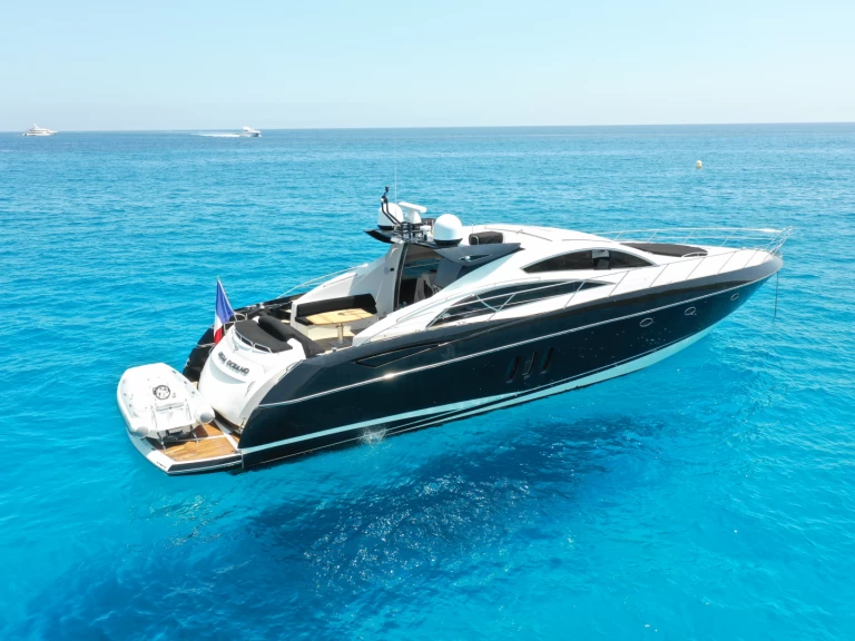 Pronájem Jachta v Cannes -Sunseeker Predator 72