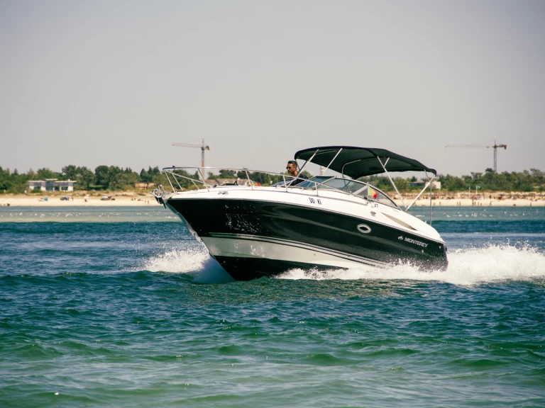 Pronájem Motorová loď v Marina de Tróia -Monterey 250 CR