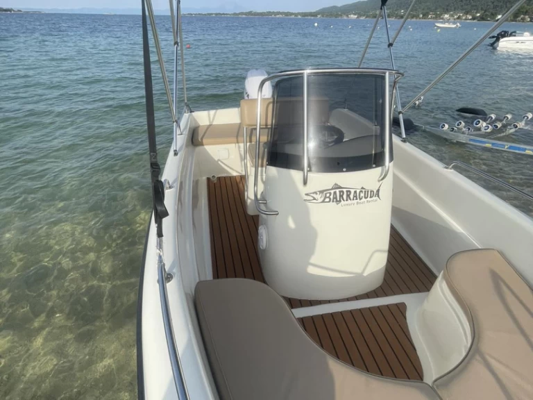 Pronajmout si Poseidon Bluewater 480 v Vourvourou