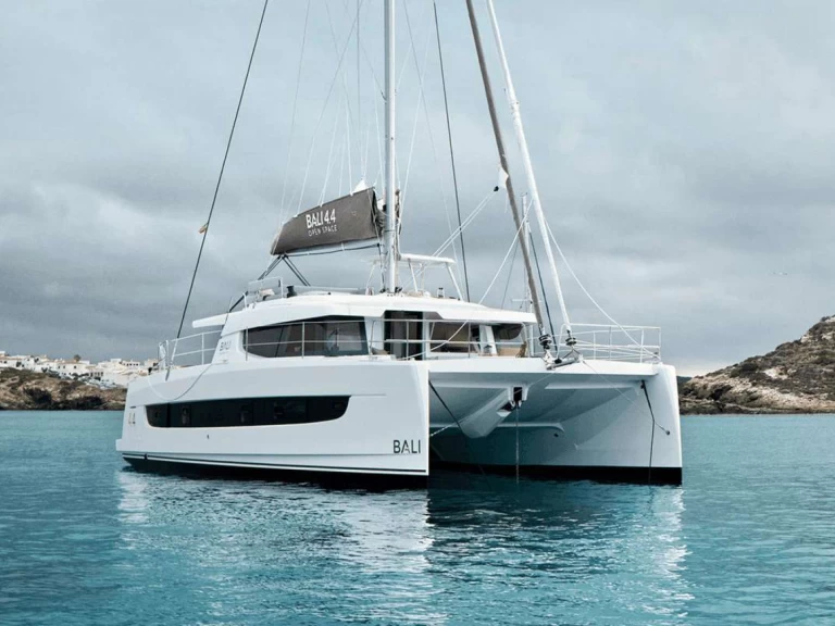 Pronajmout si Bali MAH NA MAH NA v Britské Panenské ostrovy