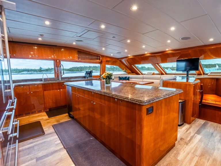 Pronájem jachty v Nassau -Hargrave BRANDI-WINE na Samboatu