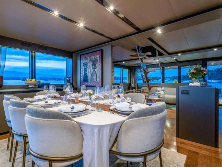 WALLY YACHTS KOKONUT'S WALLY jednotlivci a charterové společnosti v Antibes