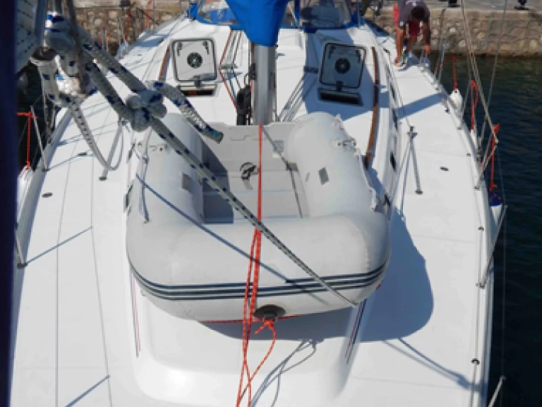 Pronájem Plachetnice Bénéteau s licencí