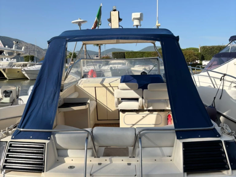 Pronájem Motorová loď Fjord s licencí