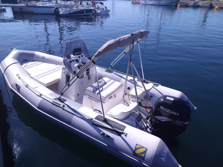 Pronájem jachty v L'Estaque -Zodiac Open 5.5 na Samboatu