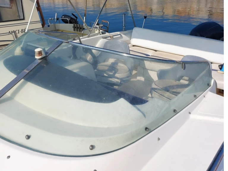 Pronájem lodi Argelès-sur-Mer lákavé ceny Azura 570 Cabin