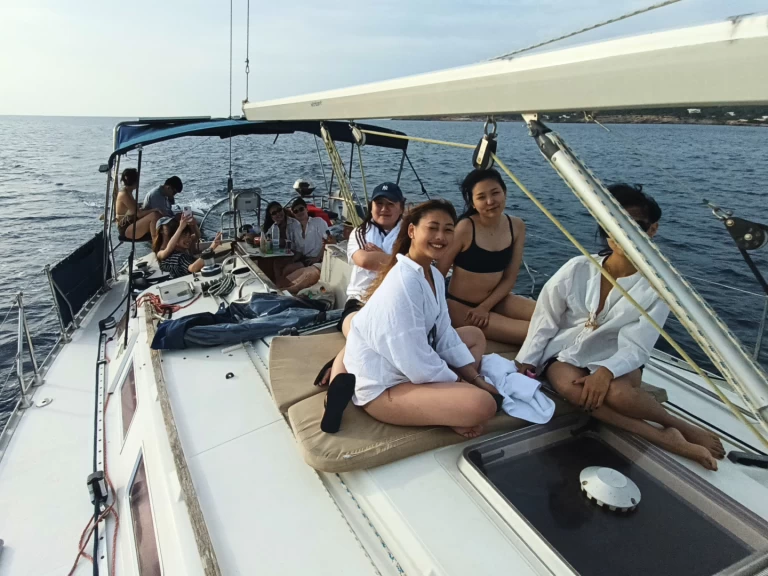 Plachetnice k pronájmu v Sant Antoni de Portmany za nejlepší cenu