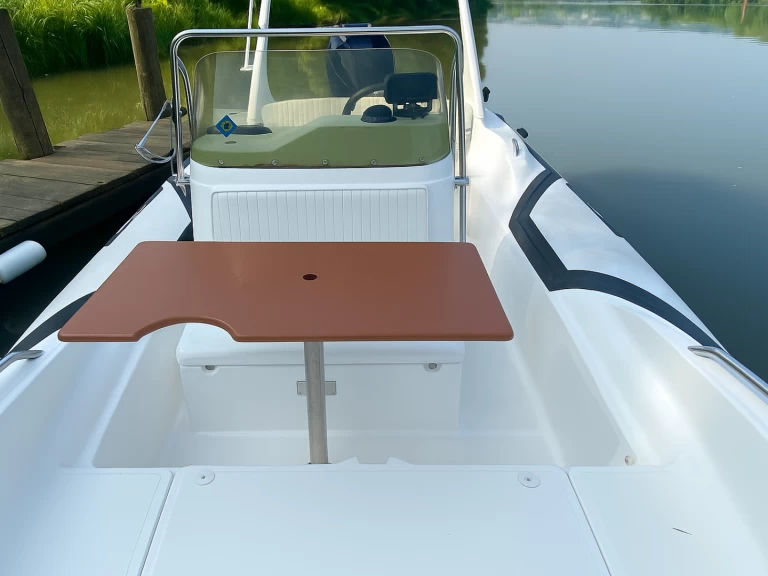 Pronájem lodi Cavalaire-sur-Mer lákavé ceny Zar 53