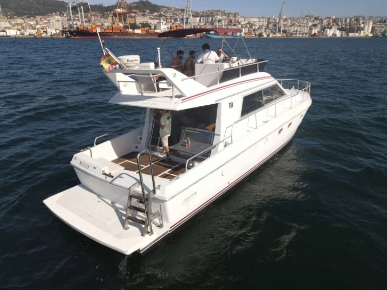 Ferretti Ferretti 39 jednotlivci a charterové společnosti v Vigo