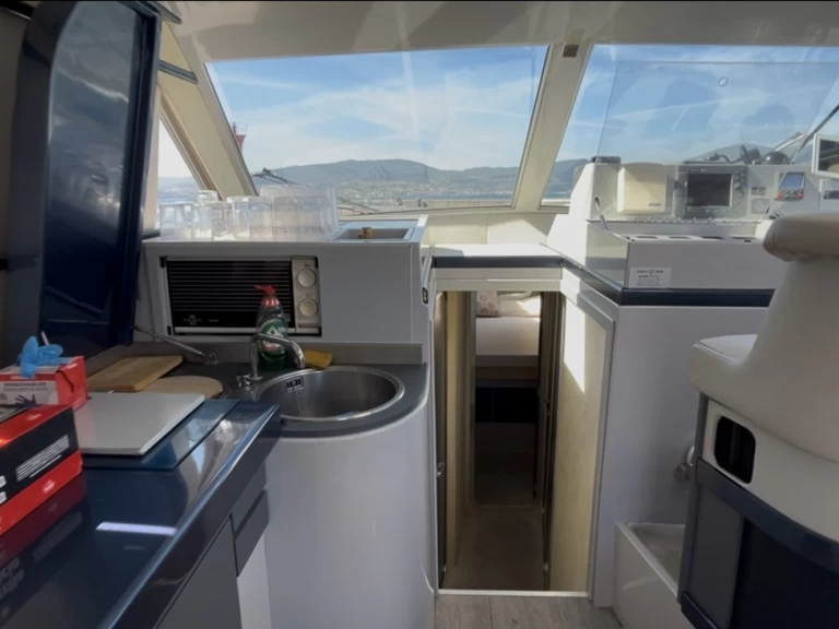 Ferretti Ferretti 39 jednotlivci a charterové společnosti v Vigo