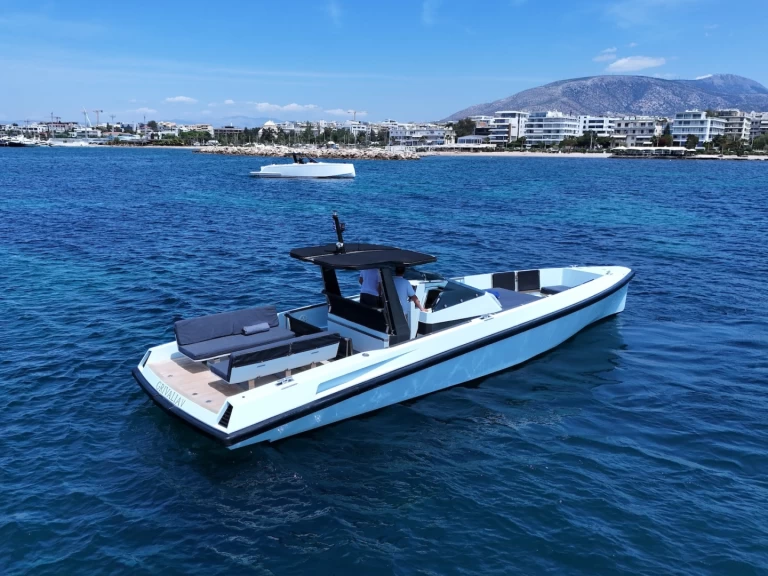 Pronájem Motorová loď v Atény -WALLY YACHTS One 44, Limited Edition