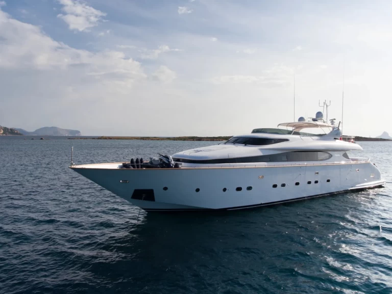 Pronájem Jachta v Poltu Quatu -Fipa Italiana Yachts Maiora 32 DP Fly