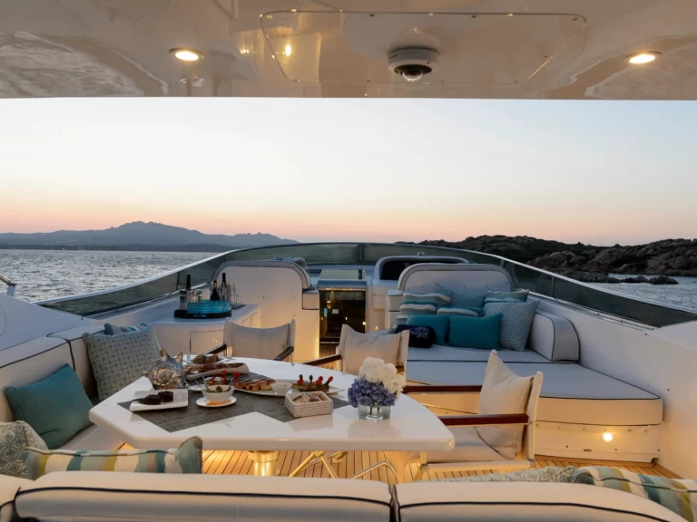 Jachta k pronájmu v Poltu Quatu za nejlepší cenu