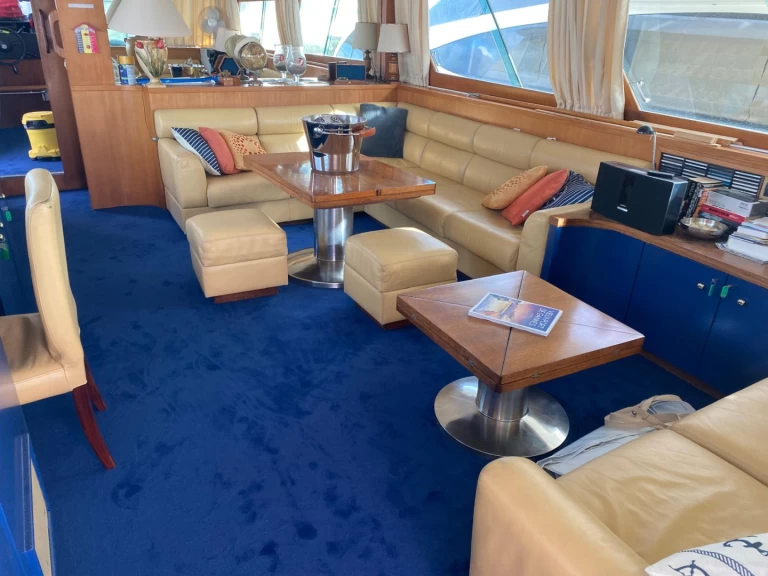 Pronájem jachty v Vieux Port de Cannes -Cantieri Di Pisa Pegasus na Samboatu
