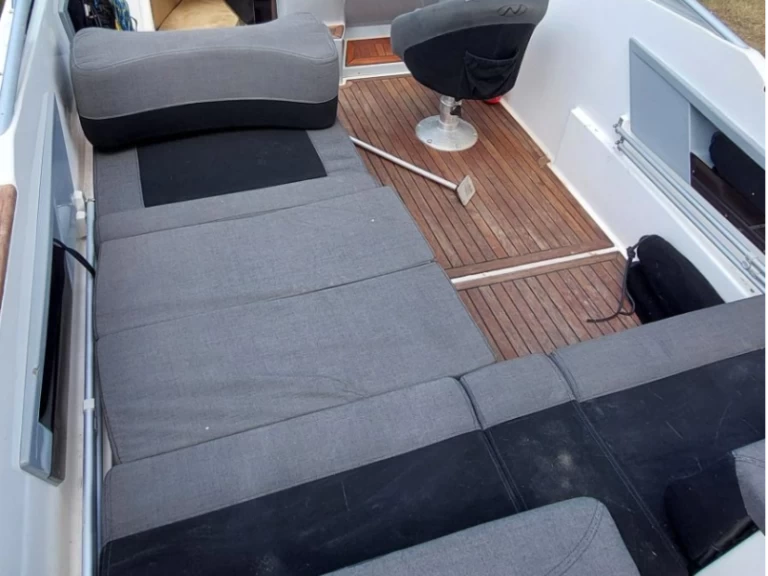 Pronájem Motorová loď Nordkapp s licencí