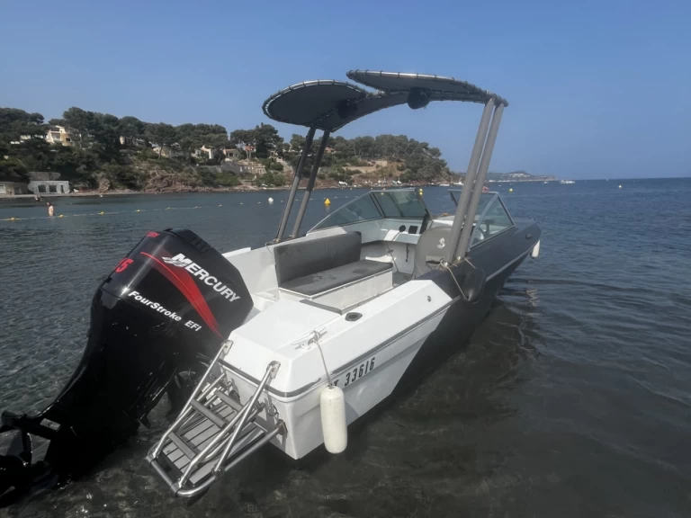 Bayliner Bayliner 175 BR jednotlivci a charterové společnosti v La Seyne-sur-Mer