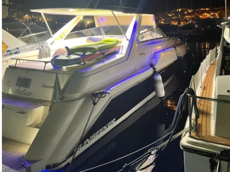 Pronajmout Motorová loď se skipperem či ne Sunseeker v Cefalù