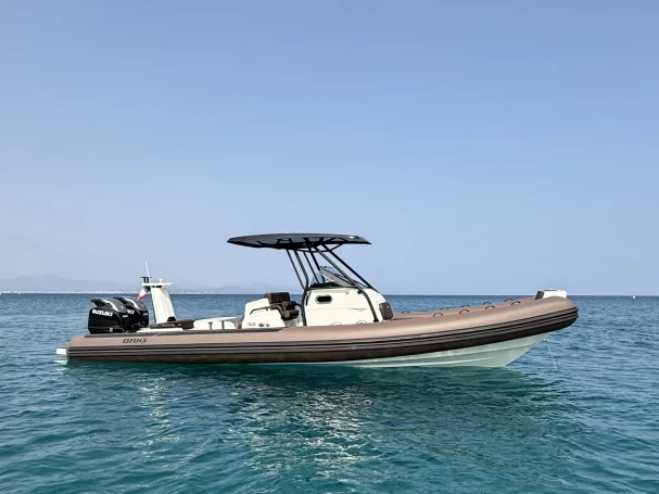 Pronajmout Motorová loď se skipperem či ne Brig v Saint-Tropez