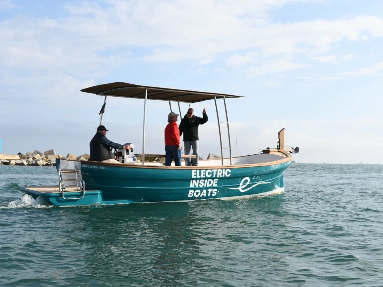 Pronájem lodi Electric Inside Boats 800 v Marina de Palamós na Samboatu