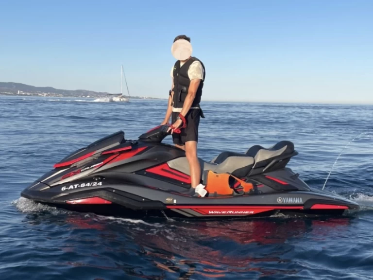 Pronájem jachty v Puerto Banús -Yamaha fx svho turvo na Samboatu