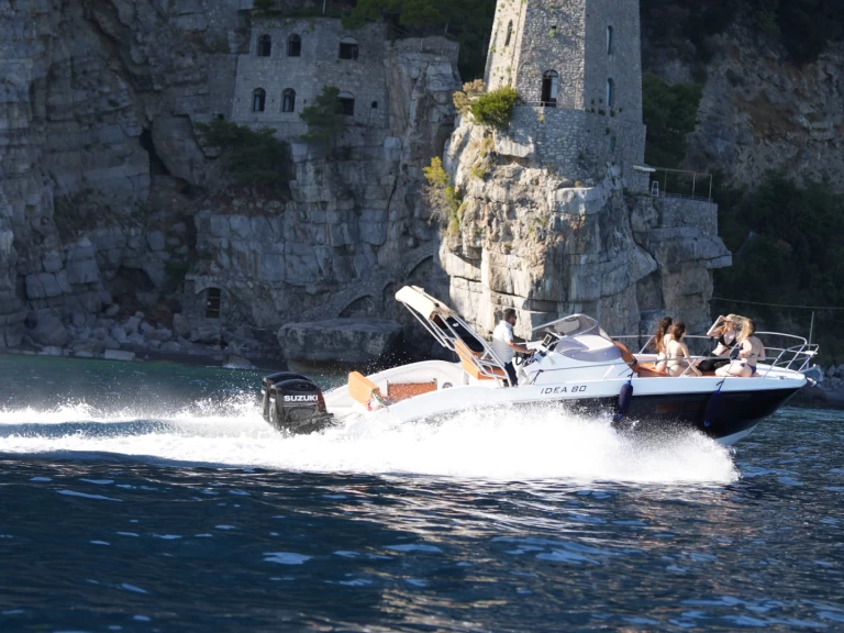 Pronajmout si Idea Marine IDEA 80 v Amalfi 