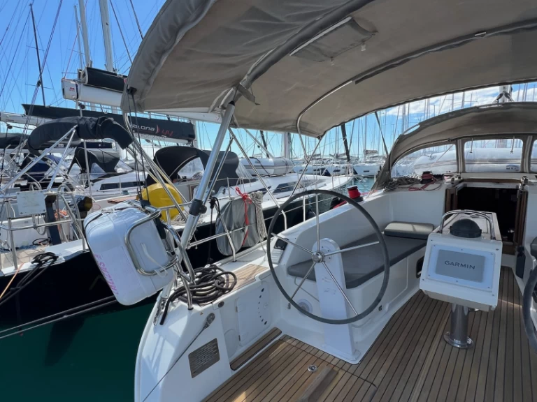 Pronájem Plachetnice Bavaria s licencí