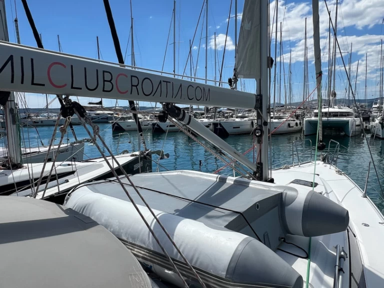 Pronájem jachty v Kaštela -Bavaria Cruiser 41 na Samboatu