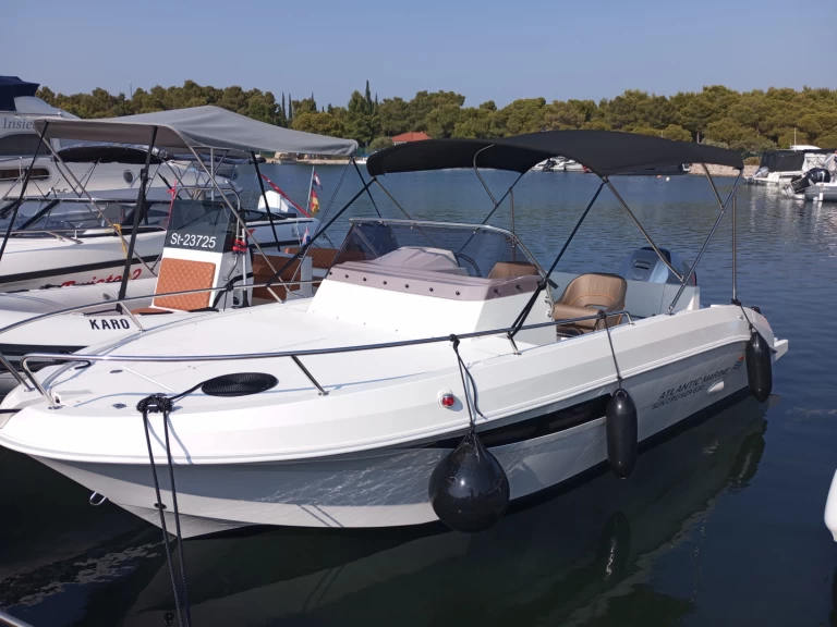 Pronájem jachty v Šibenik  -Atlantic Sun Cruiser 630 na Samboatu