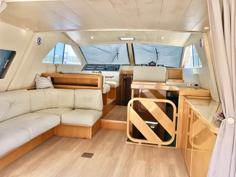 Pronájem lodi Raffaelli Storm v San Lorenzo al Mare na Samboatu