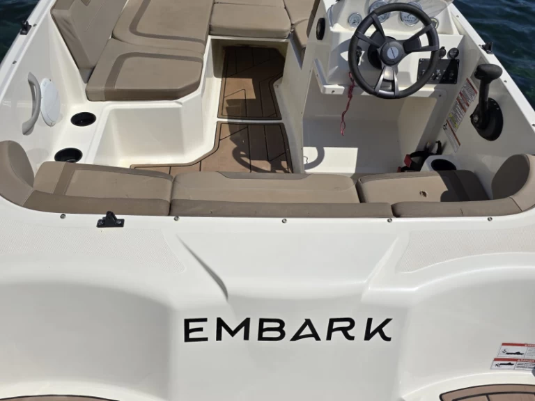 Pronájem jachty v La Savina -Quicksilver QS 475 AXESS na Samboatu