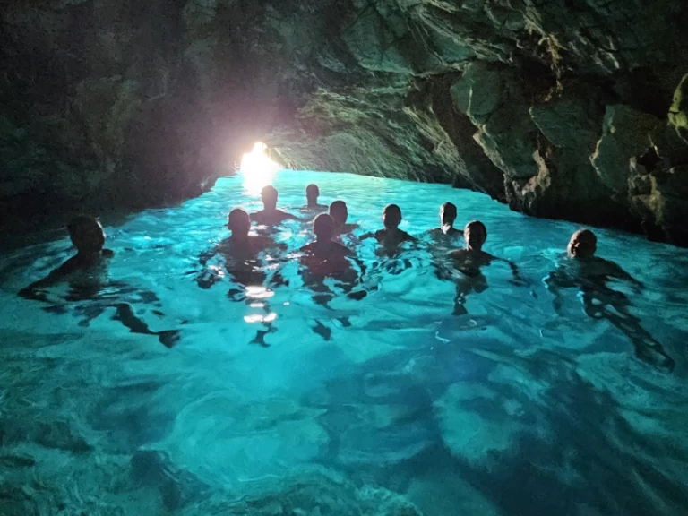 Pronájem Motorová loď v Hvar  -Colnago Colnago 35