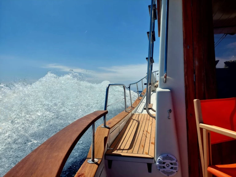 Pronájem jachty v Sant Antoni de Portmany -Menorquin-Yachts Menorquin Yachts 120 na Samboatu