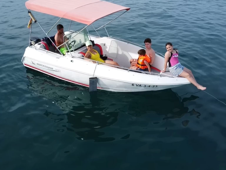 Quicksilver Quicksilver 500 Commander jednotlivci a charterové společnosti v Torrevieja