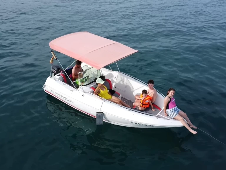 Pronájem jachty v Torrevieja -Quicksilver Quicksilver 500 Commander na Samboatu