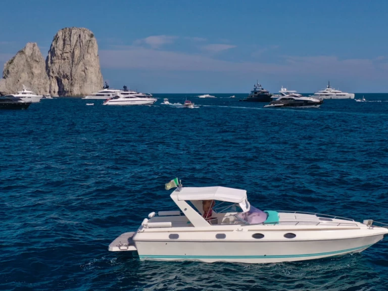 Pronájem lodi PRIMATIST By Bruno Abbate 42 v Castellammare di Stabia na Samboatu