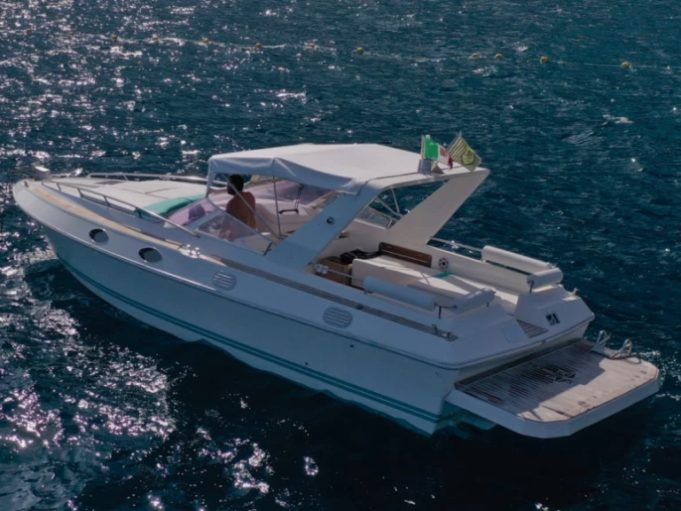 Pronajmout Motorová loď se skipperem či ne PRIMATIST By Bruno Abbate v Castellammare di Stabia