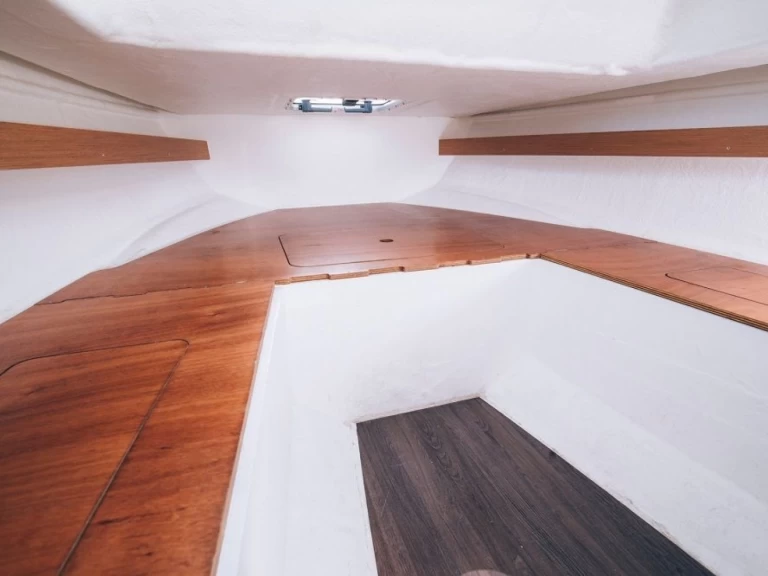 Pronajmout Motorová loď se skipperem či ne Bénéteau v Ajaccio