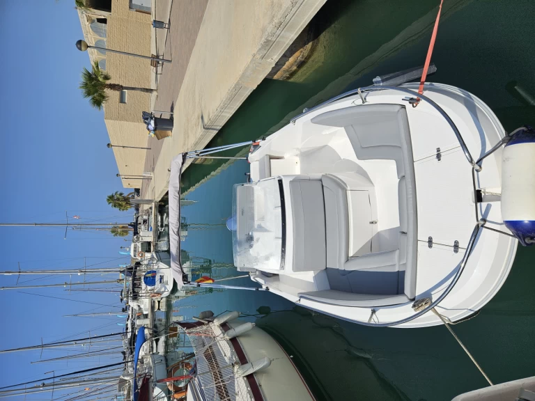 Pronájem Motorová loď Remus s licencí