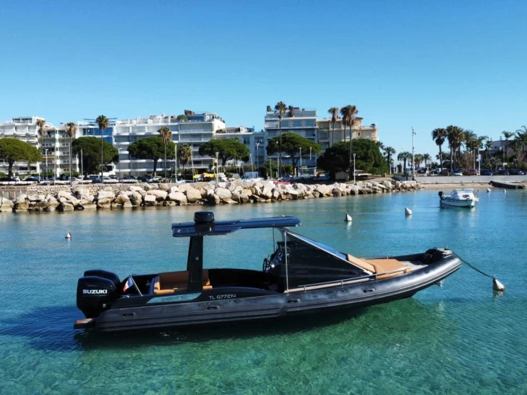 Pronájem Polotuhá loď v Cannes -ONARCH SeaQuest 963