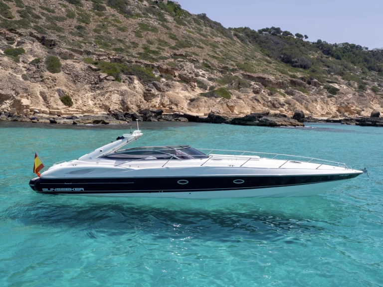 Sunseeker Superhawk 48 jednotlivci a charterové společnosti v Palma de Mallorca