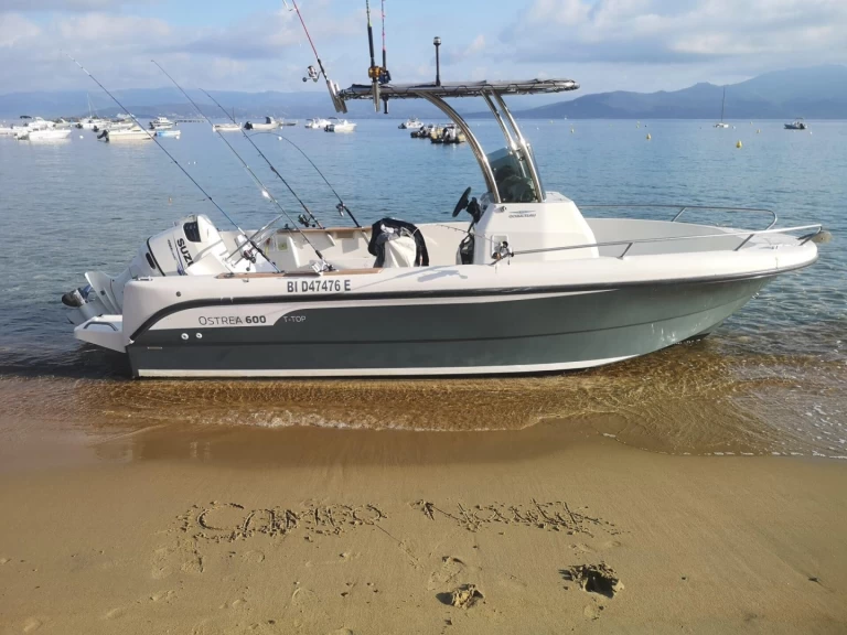 Pronájem Motorová loď v Campomoro -Ocqueteau OCQUETEAU 600 OSTREA T TOP