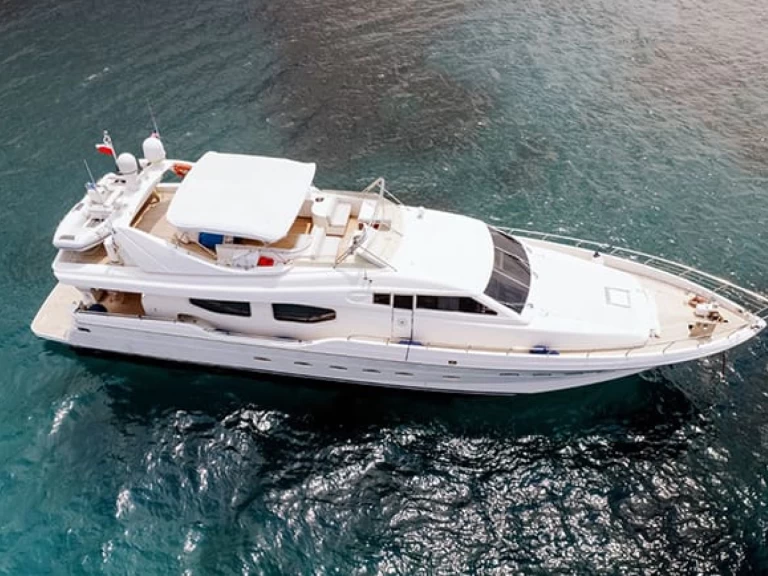 Pronájem Jachta Posillipo s licencí