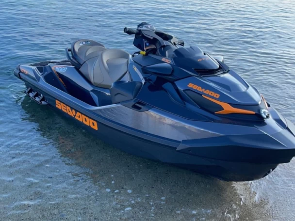 Sea-Doo GTX 130 jednotlivci a charterové společnosti v Les Issambres