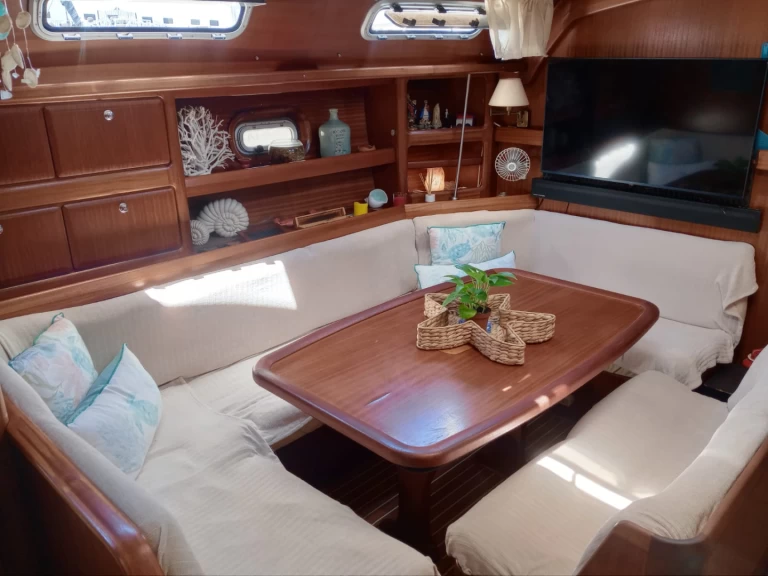 Pronajmout Plachetnice se skipperem či ne Bavaria v Ibiza Town