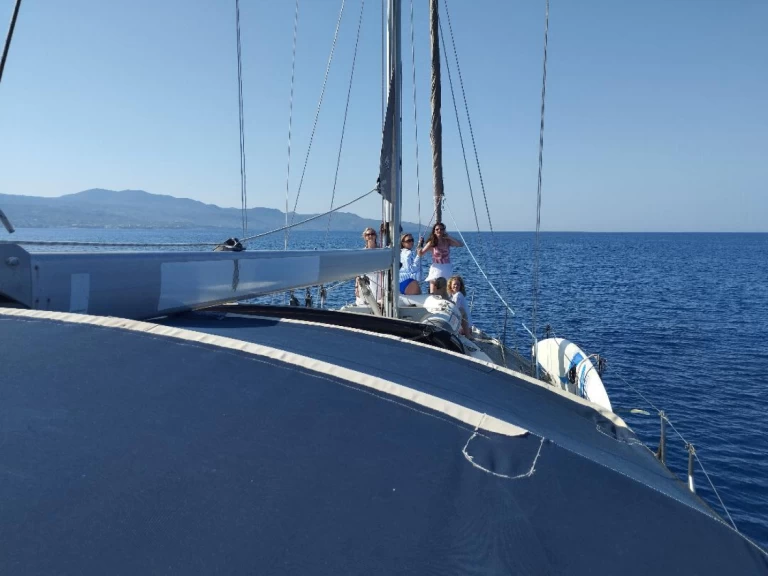 Pronájem lodi Jeanneau Sun Odyssey 45.1 v Kalamata na Samboatu